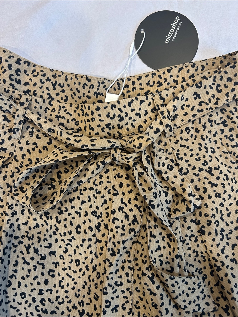 ◾️NEW! Mittoshop Leopard Print Tie-Waist Ruffle Shorts with Pockets 🐆 - Picture 4 of 8